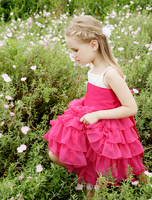 Blumenmädchen Kleider Fuchsienfarbig Abendkleider für Hochzeit Satingewebe Günstige Blumenmädchenkleider ärmellos viereckiger Ausschnitt Hochzeit