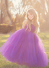 Blumenmädchen Kleider Lavendel Abendkleider für Hochzeit Tüll ärmellos Prinzessin Hochzeit trägerlos kleid blumenmädchen bodenlang