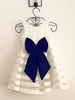 Blumenmädchen Kleider milchweiß Abendkleider für Hochzeit Satingewebe ärmellos Prinzessin Hochzeit mit Rundkragen kleid blumenmädchen knielang