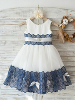 Blumenmädchen Kleider milchweiß Abendkleider für Hochzeit Tüll ärmellos Prinzessin Hochzeit mit Rundkragen kleid blumenmädchen knielang