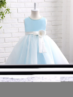 Blumenmädchen Kleider Pastellblau Abendkleider für Hochzeit Satingewebe ärmellos Prinzessin Hochzeit mit Rundkragen kleid blumenmädchen knielang
