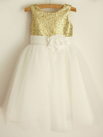 Blumenmädchen Kleider Prinzessin Hellgolden Abendkleider für Hochzeit knielang mit Rundkragen und Pailletten bestickt ärmellos