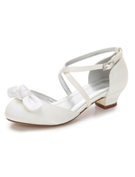 Blumenmädchen Schuhe mit Schleife in Weiß