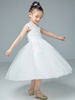 Blumenmädchenkleider Jewel Neck Polyester Baumwolle Ärmellos Knielang Prinzessin Silhouette Bestickt Kinder Social Party Kleider