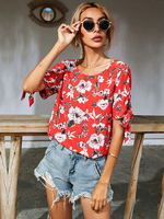 Bluse für Frauen Roter Blumendruck Schnür Juwelenhals Lässig Kurzarm Polyester Sommer T-Shirt