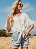 Bluse für Frauen Weiß geknoteter Ausschnitt Jewel Neck Casual Kurzarm Polyester Oversized T-Shirt