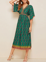 Boho Kleid mit Fransen; V-Ausschnitt; halben Ärmeln; Blumendruck; Stretch-Strandkleid