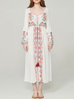 Boho Maxikleid mit langen Ärmeln Besticktes Strandkleid mit V-Ausschnitt