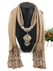 Boho Scarf Statement-Anhänger mit Fransenschals