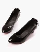 Bows Black Patent PU niedrige Fersen für Frau
