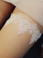 Braut Hochzeit Garter Warm-weiße Spitze-Spitze-Hochzeit Strumpfbänder