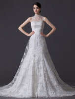 Brautkleid mit abnehmbarer Schleppe in Elfenbeinfarbe