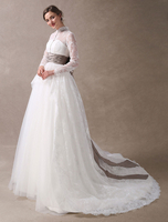 Brautkleider Prinzessin Elfenbeinfarbe Halskragen Brautkleider Tüll mit Kapelle-Schleppe Langarm und Reißverschluss Prinzessin