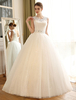 Brautkleider Prinzessin Elfenbeinfarbe mit Rundkragen Brautkleider Hochzeit Spitze bodenlang ärmellos und Schnürung Prinzessin