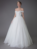 Brautkleider Prinzessin Elfenbeinfarbe und Carmenausschnitt Brautkleider Tüll bodenlang Kurzarm und Schnürung Prinzessin