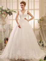 Brautkleider Prinzessin Elfenbeinfarbe V-Ausschnitt Brautkleider Tüll mit Kapelle-Schleppe ärmellos Prom- und Spaghettiträger