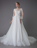 Brautkleider Prinzessin Prinzessin Brautkleider 3/4 Ärmel Hochzeit und Rundkragen Luxus Brautkleider Elfenbeinfarbe Tüll und Kapelle-Schleppe
