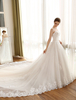 Brautkleider Prinzessin Prinzessin Brautkleider ärmellos Hochzeit trägerlos Elfenbeinfarbe Spitze und Domkirchen-schleppe und Schnürung