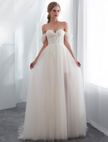 Brautkleider Tüll Elfenbein aus der Schulter Sweetheart Beach Strand Brautkleid mit Zug