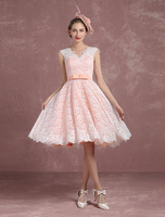 Brautkleider Vintage A-Linie- Blushrosa V-Ausschnitt Hochzeitskleid Vintage Satingewebe ärmellos knielang Hochzeit natürliche Taillenlinie Knöpfe