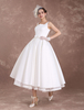 Brautkleider Vintage A-Linie- Weiß viereckiger Ausschnitt Satingewebe ärmellos wadenlang Hochzeit natürliche Taillenlinie Knöpfe Brautkleider