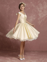 Brautkleider Vintage Prinzessin Elfenbeinfarbe V-Ausschnitt Satingewebe ärmellos knielang Hochzeit natürliche Taillenlinie mit Schulterfrei