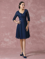 Brautmutterkleider A-Linie- Abendkleider für Hochzeit Dunkelmarineblau Cocktailkleider Chiffon V-Ausschnitt Hochzeit knielang 1/2 Ärmel