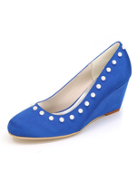 Brautschuhe aus Satin mit Perlen und Kailabsatz Pump im eleganten Stil