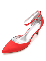 Brautschuhe aus Seide und Satin mit Kitten Heels Pump im eleganten Stil