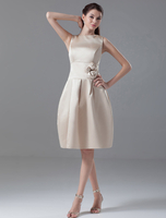 Cocktailkleid aus Satin in Champagnerfarbe