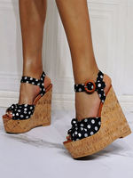 Damen Keilsandaletten Charmante Satinketten Peep Toe Keilabsätze