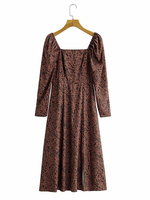Damen Maxikleider Langarm Kastanienbraun zweifarbiges Polyester-Tunika-Kleid mit quadratischem Hals