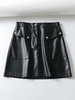 Damenrock Schwarze Knöpfe PU Leder Natürliche Taille Sommerhosen Kurzer Rock