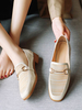 Ecru White Leder Loafers Square Toe Metall Details Freizeitschuhe Damenschuhe