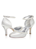 Elegante Knöchelriemen Brautschuhe Elfenbein Satin zweiteilige Pfennigabsatz Brautschuhe mit Perlen