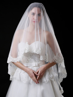 Eleganter in Elfenbeinfarbe 1-stufig mit Spitzen Spitzekante