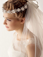 Elfenbein Hochzeit Schleier Tüll 1-Tier Schnittkante Brautschleier mit Blume Krone