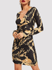Etuikleid Schwarz Kleider mit Print Polyester im schicken & modischen Style Damenmode Langarm und spitzem Dekolleté und Falten für Sommer