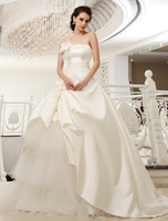 Fabelhaftes A-Linie-Brautkleid aus Satingewebe mit trägerlosem Design und Blumen-Deko und Schleppe in Elfenbeinfarbe Milanoo