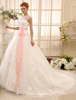 Fabelhaftes Brautkleid mit Illusion-Ausschnitt und Kapelle-Schleppe Milanoo