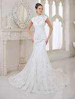 Fabelhaftes Mermaid-Brautkleid aus Spitze mit Halskragen und Perlen und Kapelle-Schleppe Milanoo