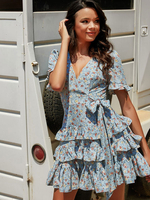 Falling For Blue Blumendruck Minikleid