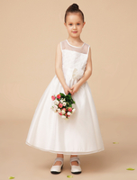 Festkleid für Mädchen in Elfenbeinfarbe