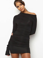 Figurbetontes Kleid weiß plissiert asymmetrisch sexy lange Ärmel Bleistiftkleid