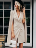 Frauen Blazer Aprikose V-Ausschnitt Langarm Polyester Casual Blazer Kleid Mit Cape