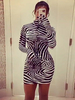 Frauen Bodyconkleider Schwarz Zebra Druck Lange Ärmel High Collar Slim Fit Kleid Sexy Midi Kleid