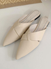 Frauen Flat Mules Aprikose PU Leder spitzen Zehen Slide Schuhe
