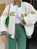 Frauen Jacken Stehkragen Buchstaben Drucken Asymmetrische Frontknopf Lässige Piping Street Wear Weiße Jacke