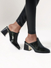 Frauen Maultierschuhe Leder Dunkelgrüne Slip-On Schuhe mit spitzen Zehen
