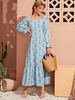 Frauen Maxikleider Hellhimmelblau Langarm Blumendruck Polyester Langes Kleid mit quadratischem Hals